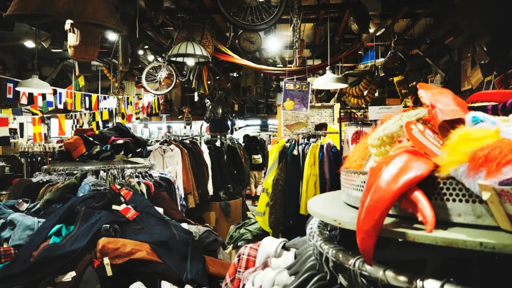 Indonesia thrift trade crackdown